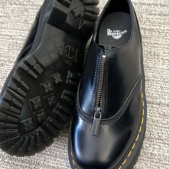 Dr. Martens Aurangzeb Quad Platform Shoes in Black 🆕 - Picture 3 of 9